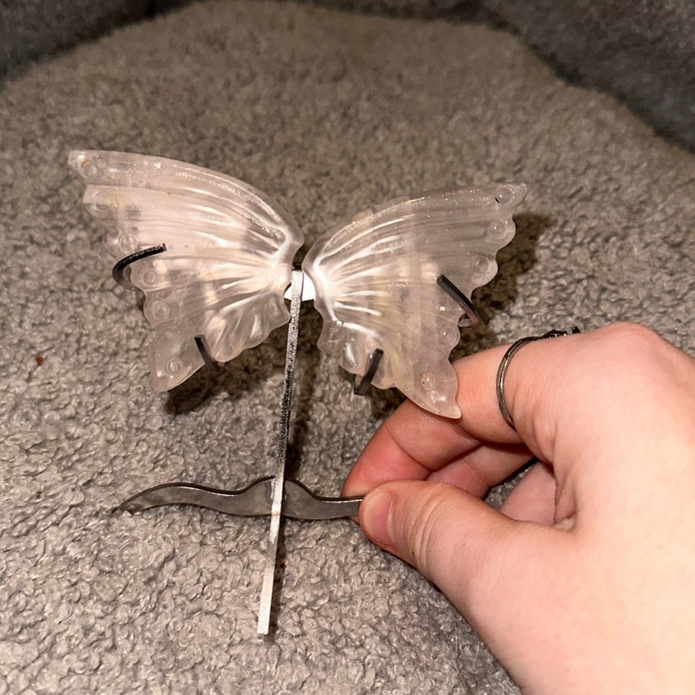 Clear quartz wings with stand